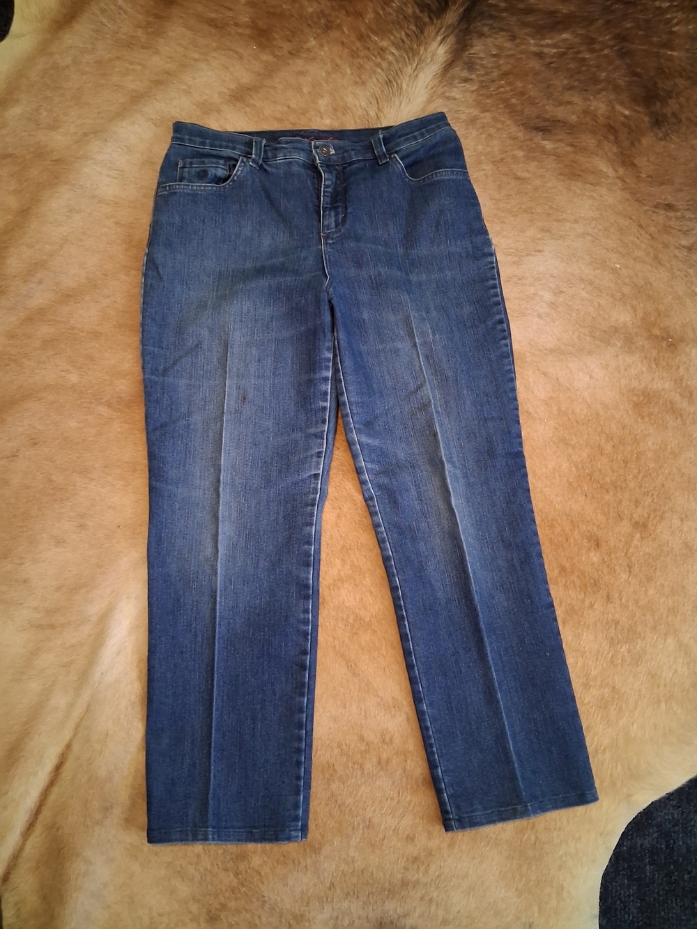 Gloria Vanderbilt Dark Blue Straight-Leg Jeans